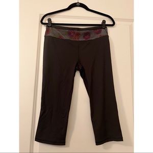 Victoria’s Secret VSX Knockout Crop Tight Legging